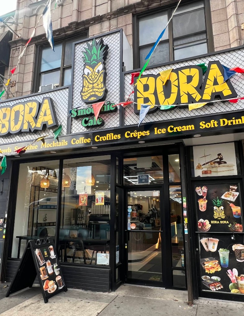 Bora Bora Smoothie Cafe in Jamaica