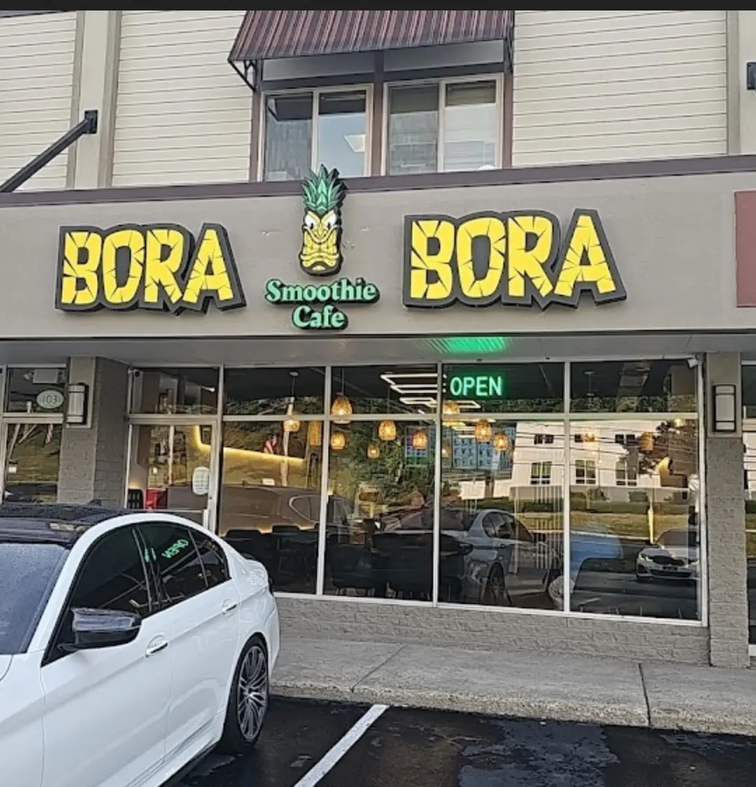 Bora Bora Smoothie Cafe in Albany